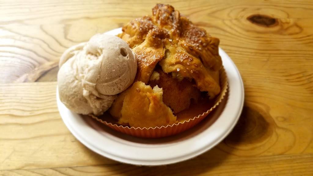 Moms Pie House | restaurant | 2119 Main St, Julian, CA 92036, USA | 7607652472 OR +1 760-765-2472