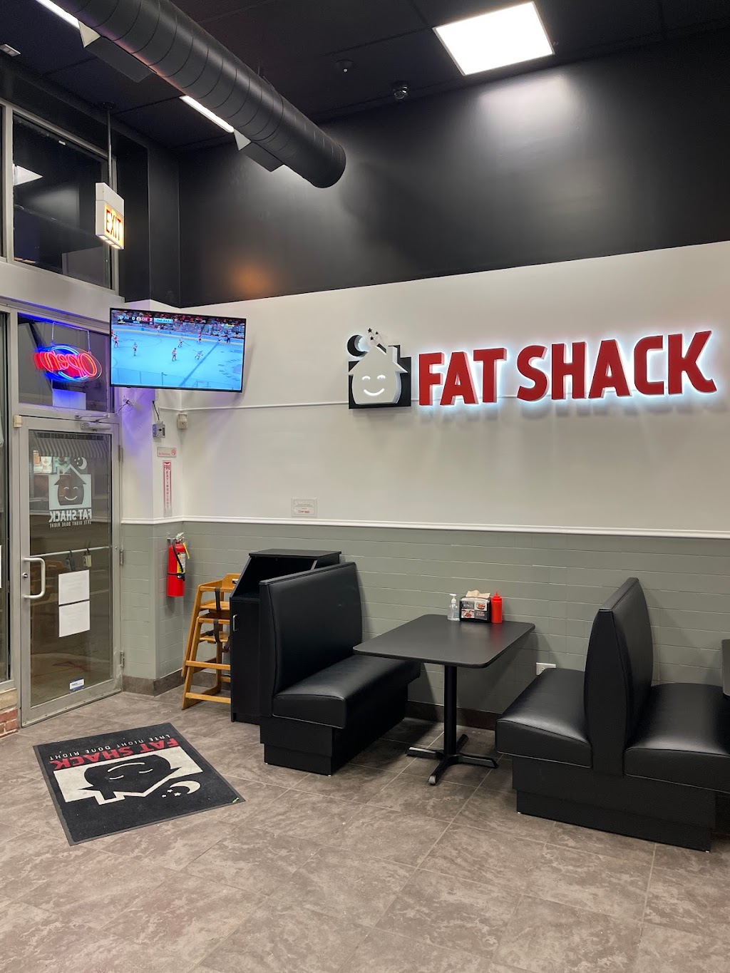 Fat Shack | restaurant | 2140 N Clybourn Ave, Chicago, IL 60614, USA | 7736973670 OR +1 773-697-3670