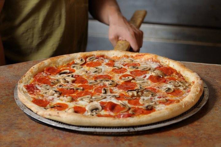 Benjamins Pizza Kitchen & Bar | restaurant | 295 West Byron Nelson Boulevard #200, Roanoke, TX 76262, USA | 6822377707 OR +1 682-237-7707