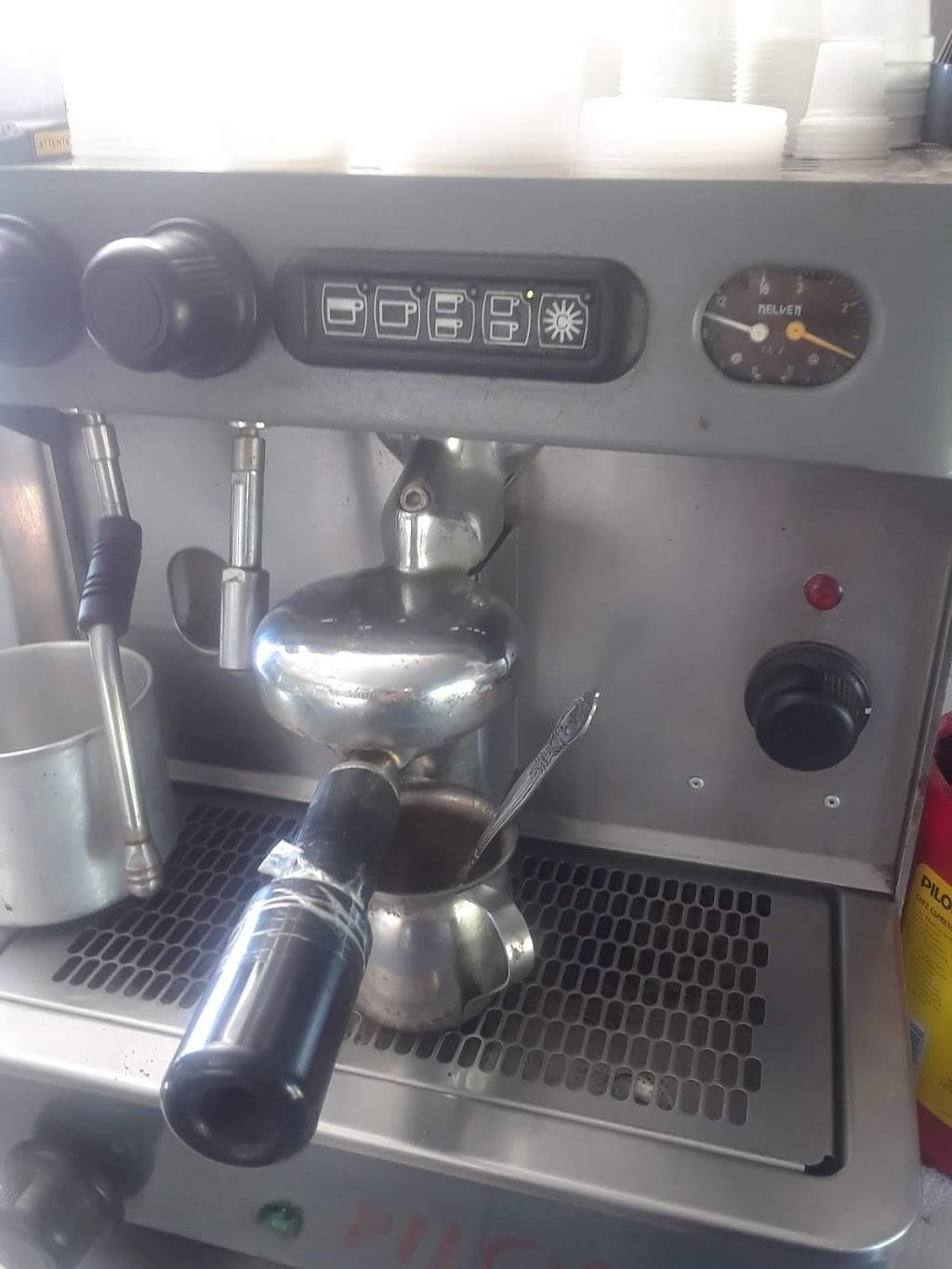 La Flor De Loto | restaurant | 14101 NW 102nd Ave, Hialeah, FL 33018, USA | 3059175482 OR +1 305-917-5482