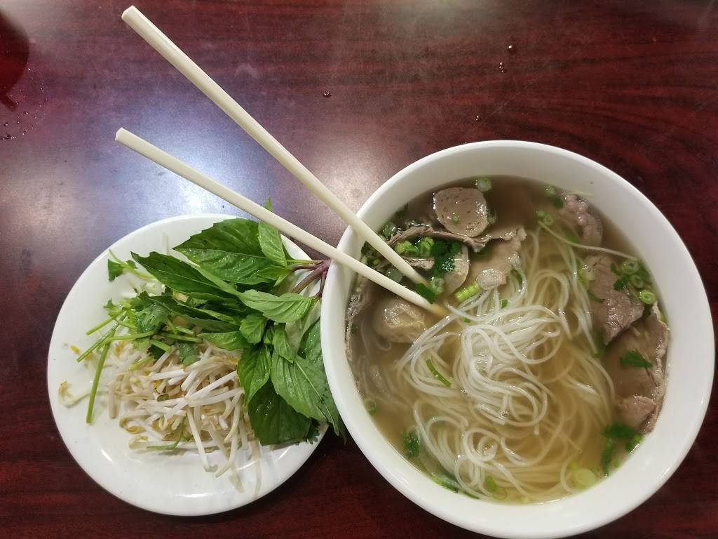 Pho Thanh II | restaurant | 637 E Joyce Blvd, Fayetteville, AR 72703, USA | 4799664200 OR +1 479-966-4200