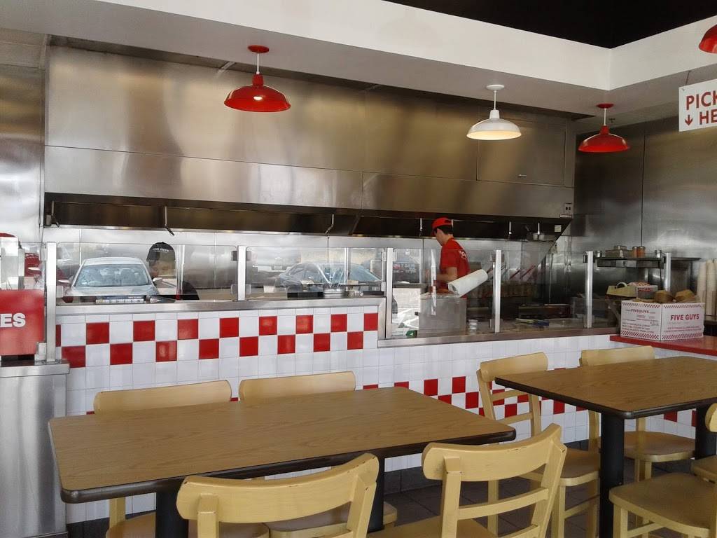 Five Guys | meal takeaway | 859 TX-121, Lewisville, TX 75067, USA | 9723158601 OR +1 972-315-8601