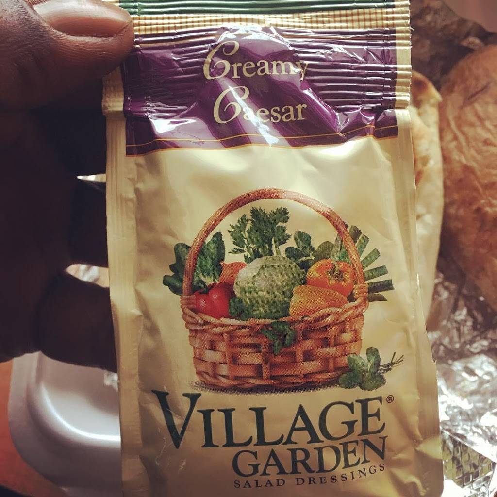 Off The Grill | restaurant | 11640 Dorsett Rd, Maryland Heights, MO 63043, USA | 3142916555 OR +1 314-291-6555