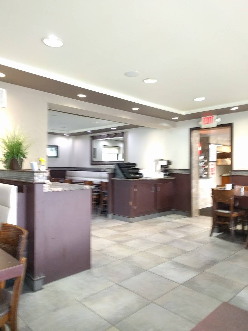 Berwyn Pizza | restaurant | 1026 Lancaster Ave, Berwyn, PA 19312, USA | 6106476339 OR +1 610-647-6339