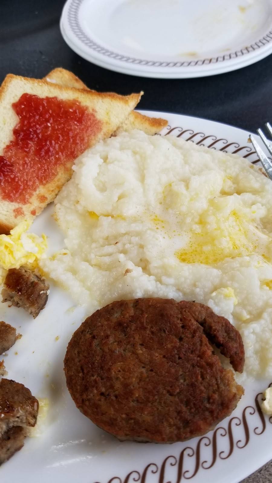 Waffle House | meal takeaway | 1930 Greenville Blvd SE, Greenville, NC 27859, USA | 2524130400 OR +1 252-413-0400