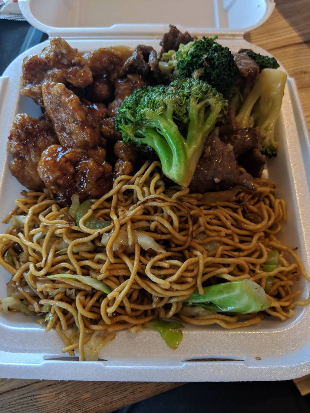 Panda Express | restaurant | 18427 Nordhoff St, Northridge, CA 91325, USA | 8187002829 OR +1 818-700-2829