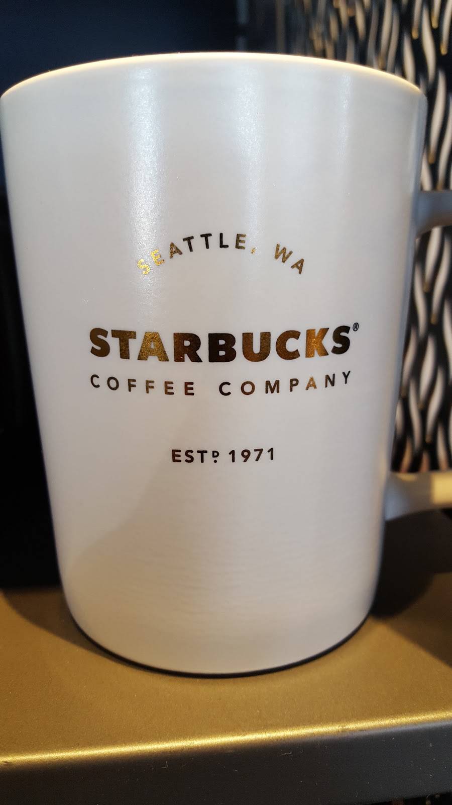 Starbucks | cafe | 1507 Mitchell Rd #102, Ceres, CA 95307, USA | 2095376135 OR +1 209-537-6135