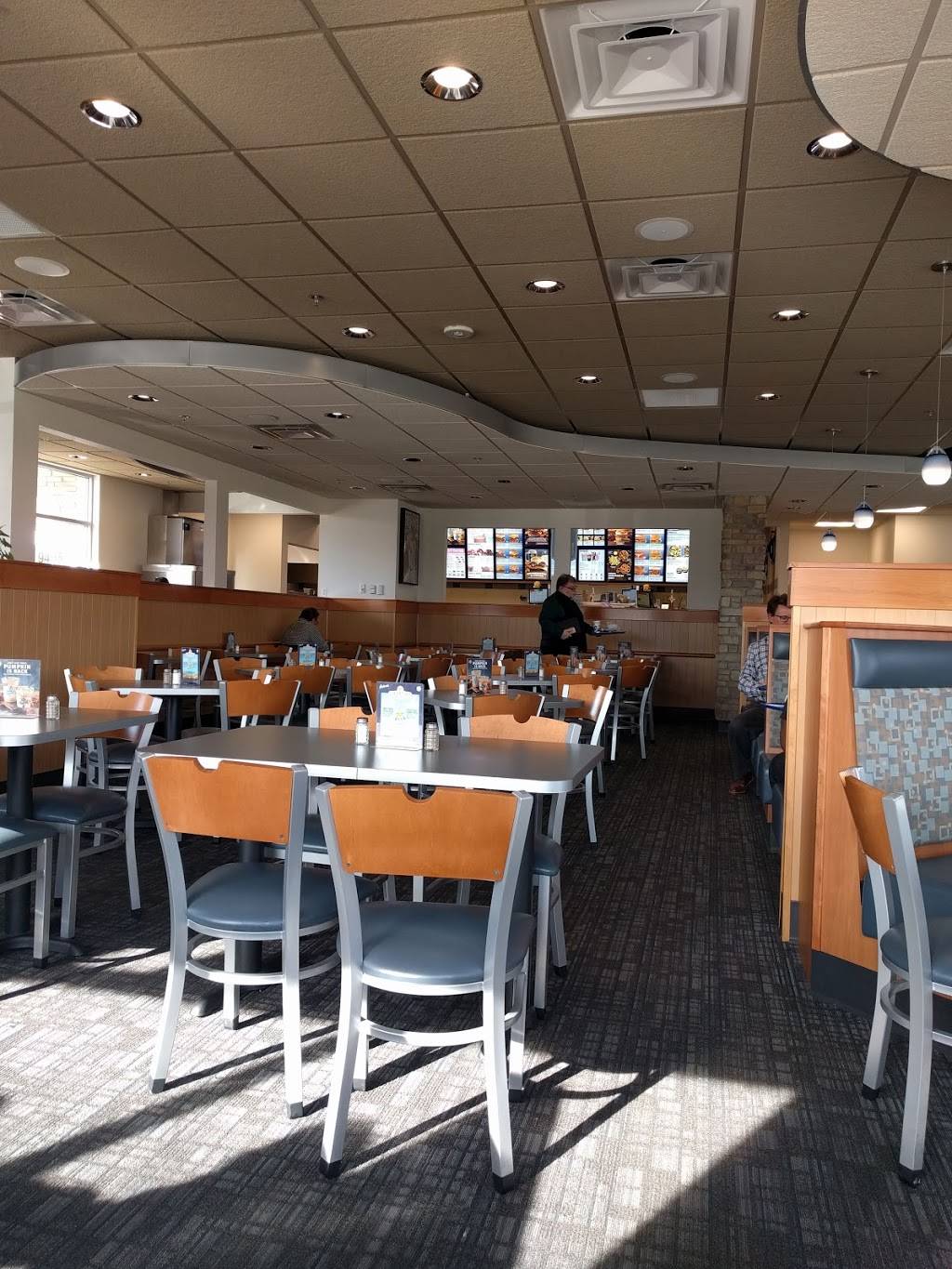 Culvers | restaurant | 9455 N Skokie Blvd, Skokie, IL 60077, USA | 8479838860 OR +1 847-983-8860