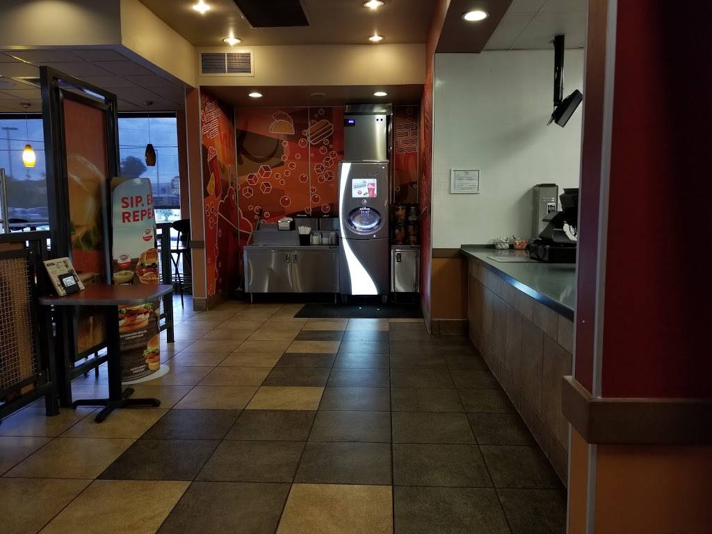 Jack in the Box | restaurant | 1500 S University Dr, Fort Worth, TX 76107, USA | 8178770797 OR +1 817-877-0797