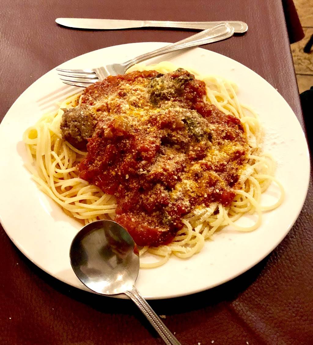 Casa Visone | restaurant | 120 N Queen St, Martinsburg, WV 25401, USA | 3042609294 OR +1 304-260-9294