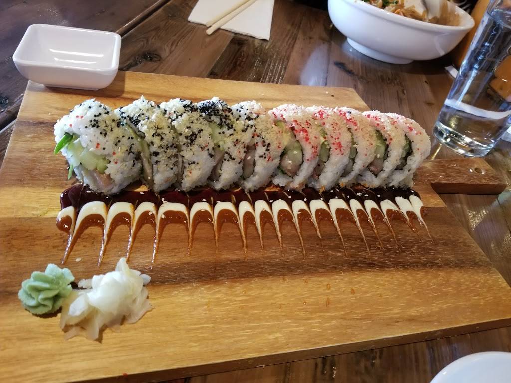 Hands On Modern Thai & Sushi bar | restaurant | 5056 W Irving Park Rd, Chicago, IL 60641, USA | 7732058335 OR +1 773-205-8335