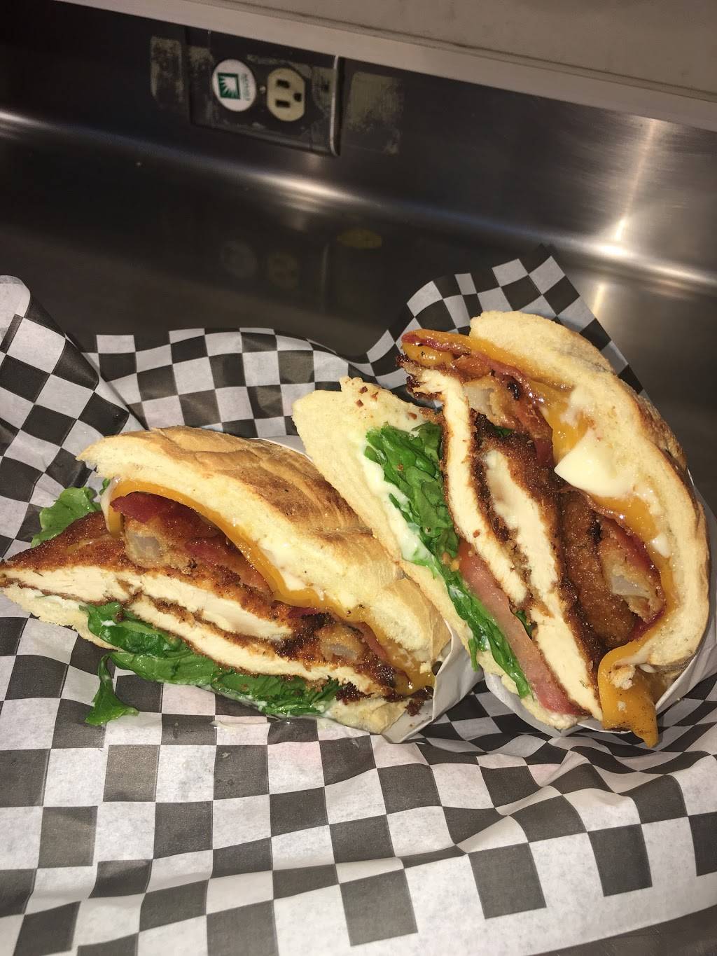 Burgers and All | restaurant | 740 W Broadway, Glendale, CA 91204, USA | 8186961288 OR +1 818-696-1288