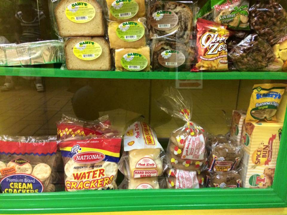 Jamaicas Best Restaurant | restaurant | 10 Perkins Ave, Brockton, MA 02301, USA | 5085103736 OR +1 508-510-3736