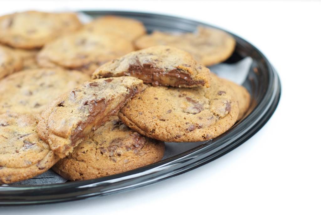 Brown Bag Deli | restaurant | 2540 Amherst St, Houston, TX 77005, USA | 7135206100 OR +1 713-520-6100