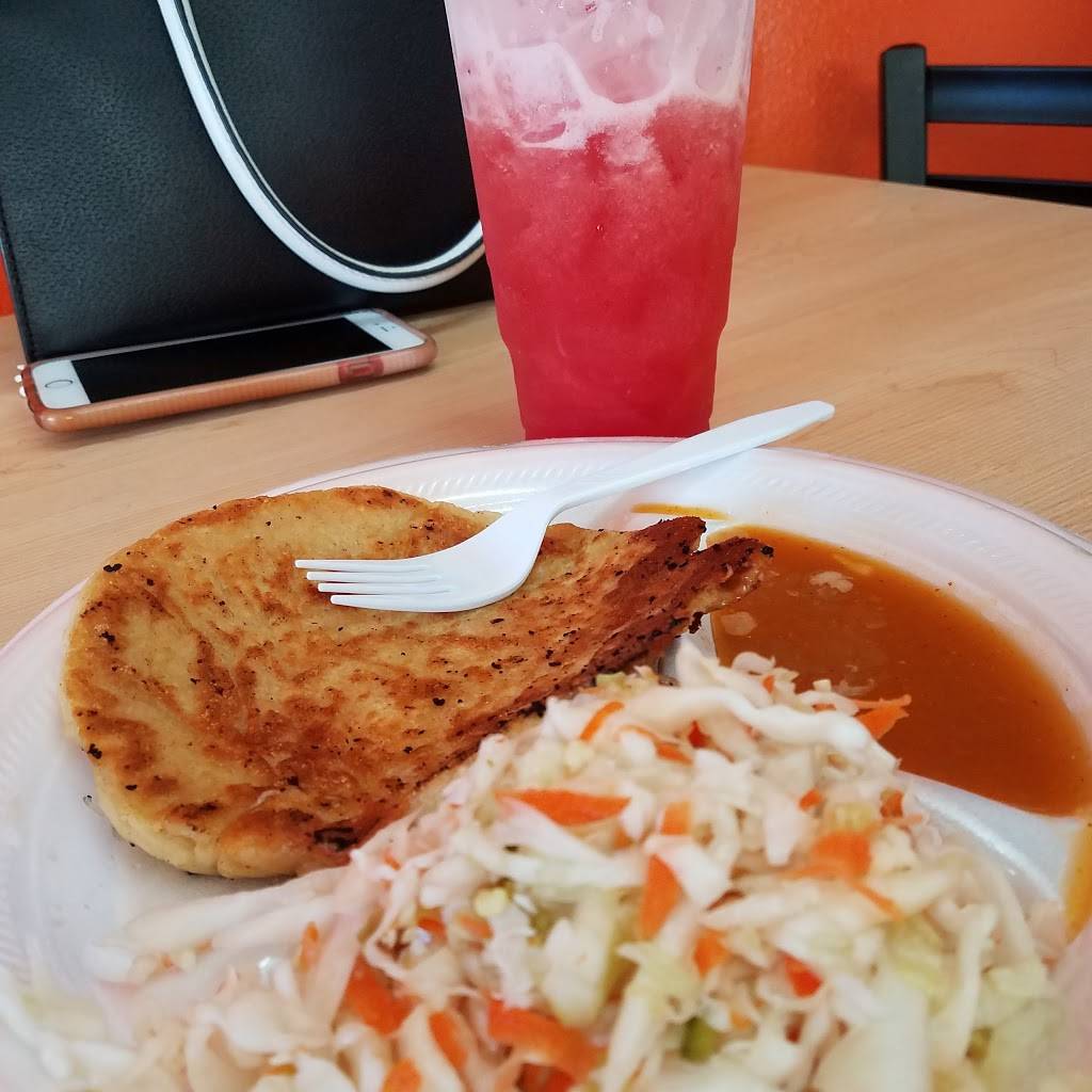 La Placita Restaurant | restaurant | 1534 W Carson St, Torrance, CA 90501, USA | 3106136530 OR +1 310-613-6530