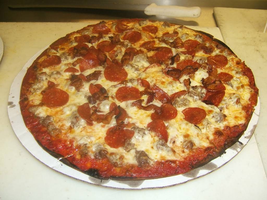 Pats Pizza and Ristorante | restaurant | 2679 N Lincoln Ave, Chicago, IL 60614, USA | 7732480168 OR +1 773-248-0168