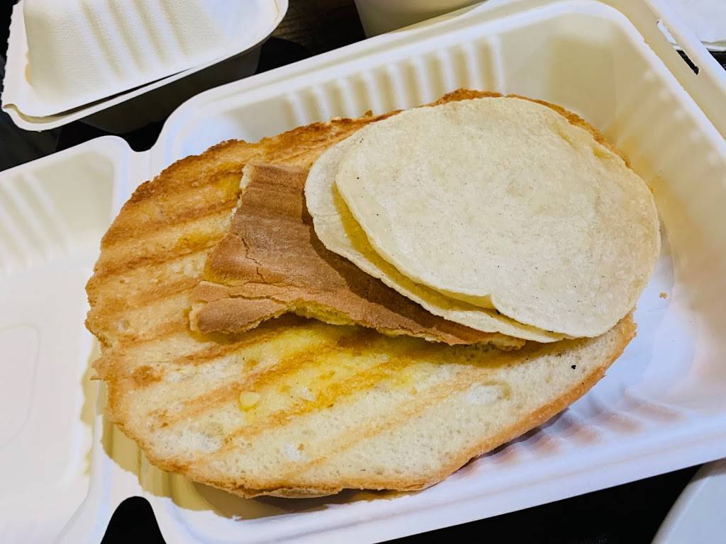 Andale Andale Division Mexican Restaurant | restaurant | 10114 SE Division St, Portland, OR 97266, USA | 5037616500 OR +1 503-761-6500