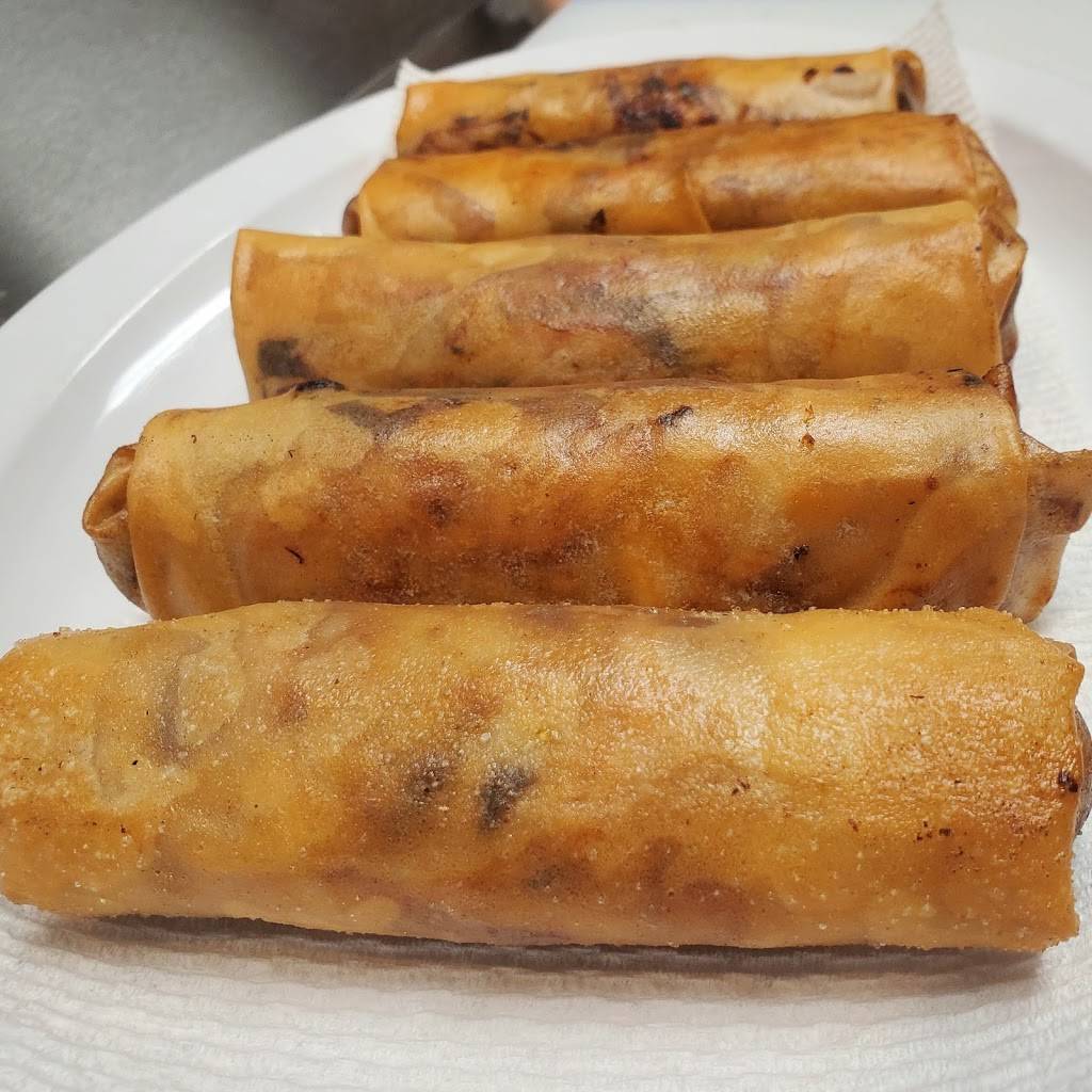 Bikkle Jamaican Restaurant | restaurant | 3023 Guadalupe St, Austin, TX 78705, USA | 5124006033 OR +1 512-400-6033