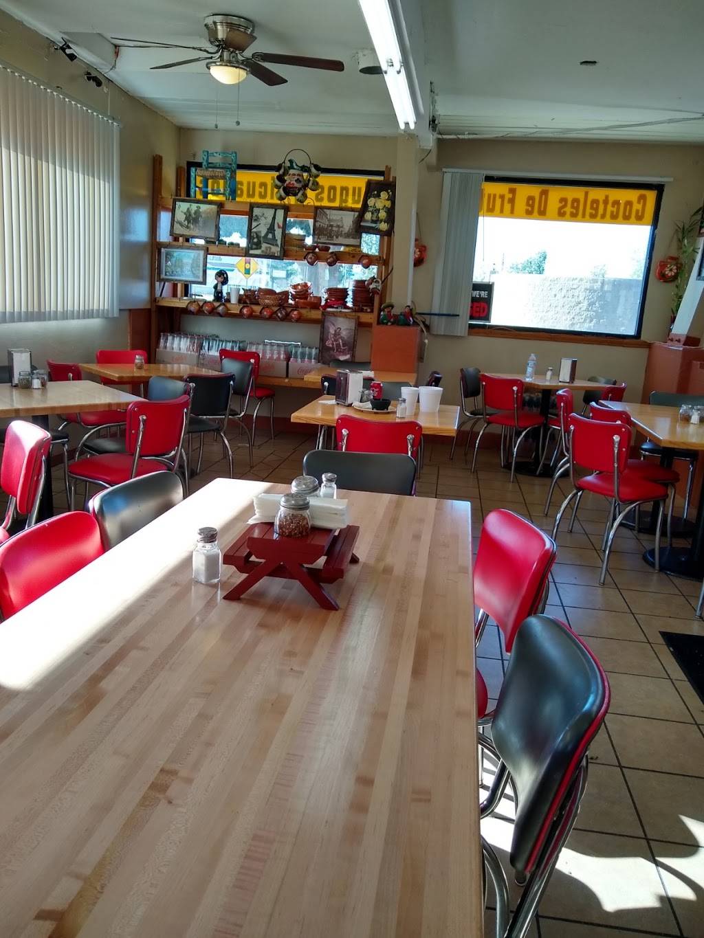 El Ojo De Agua Taqueria | restaurant | 580 S San Jacinto Ave, San Jacinto, CA 92583, USA | 9516541476 OR +1 951-654-1476