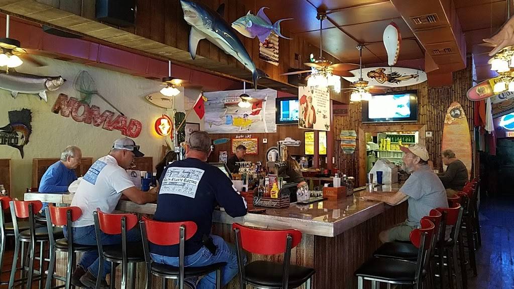 Hurricane Alley | restaurant | 529 E Ocean Ave, Boynton Beach, FL 33435, USA | 5613644008 OR +1 561-364-4008