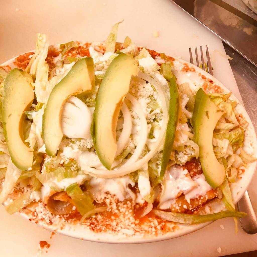 la fogata restaurant | restaurant | 815 Madison Ave, Bridgeport, CT 06606, USA | 2035720498 OR +1 203-572-0498