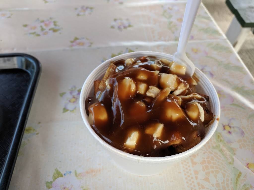 Casse-Croute Chez Jo-Jo | restaurant | 36 Rue Saint Joseph, Gracefield, QC J0X 1W0, Canada | 8194634633 OR +1 819-463-4633