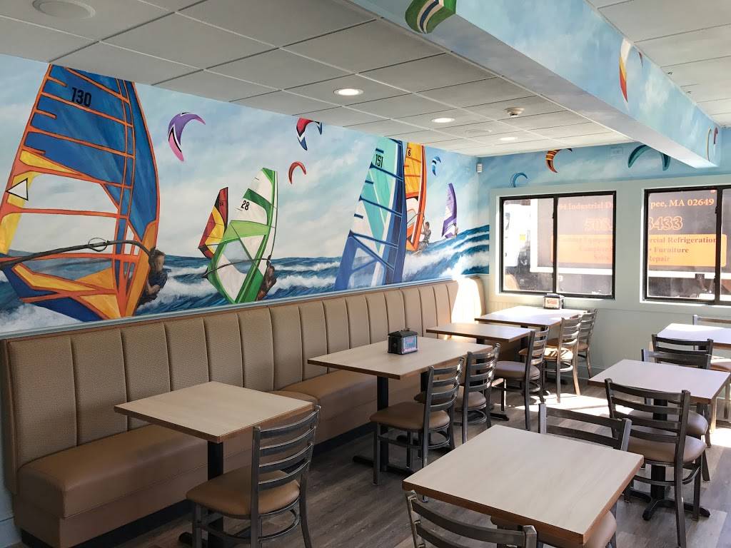 Silver Beach Pizza & Seafood | restaurant | 557 N Falmouth Hwy, North Falmouth, MA 02556, USA | 5085635000 OR +1 508-563-5000