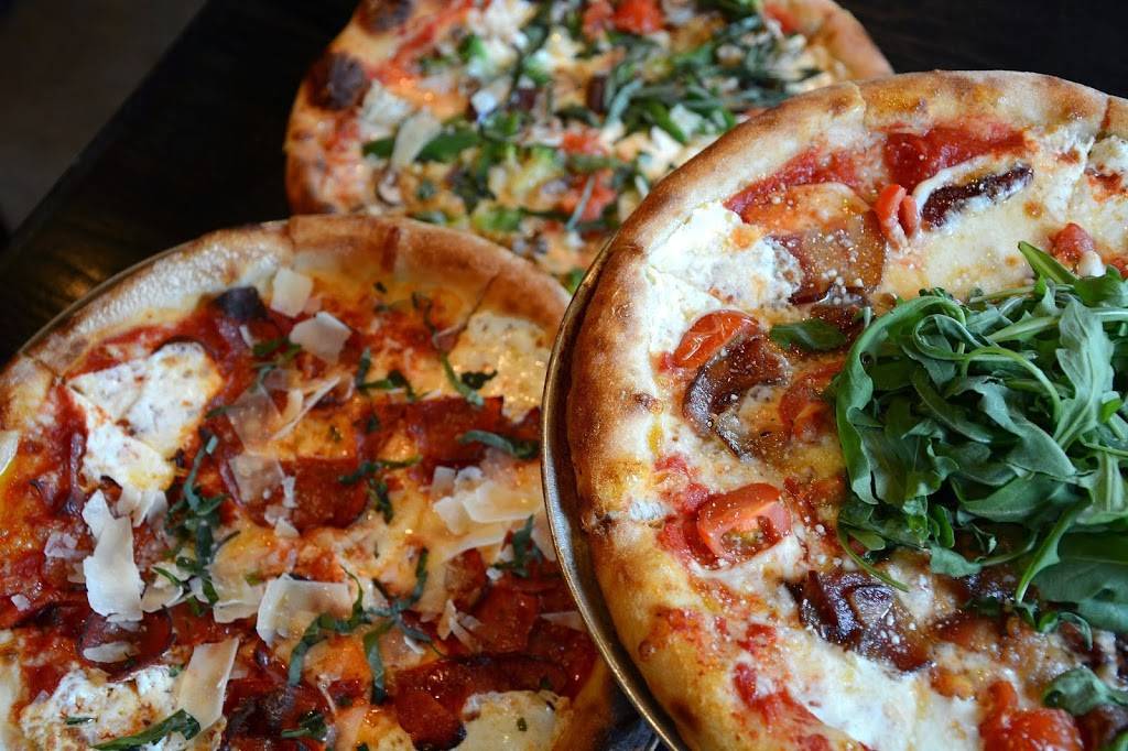 Coals Artisan Pizza | restaurant | 3724 Frankfort Ave, Louisville, KY 40207, USA | 5027428200 OR +1 502-742-8200