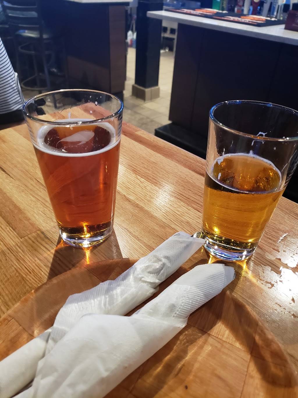 The WingHouse of Davie | restaurant | 4599 S University Dr, Davie, FL 33328, USA | 9546069012 OR +1 954-606-9012