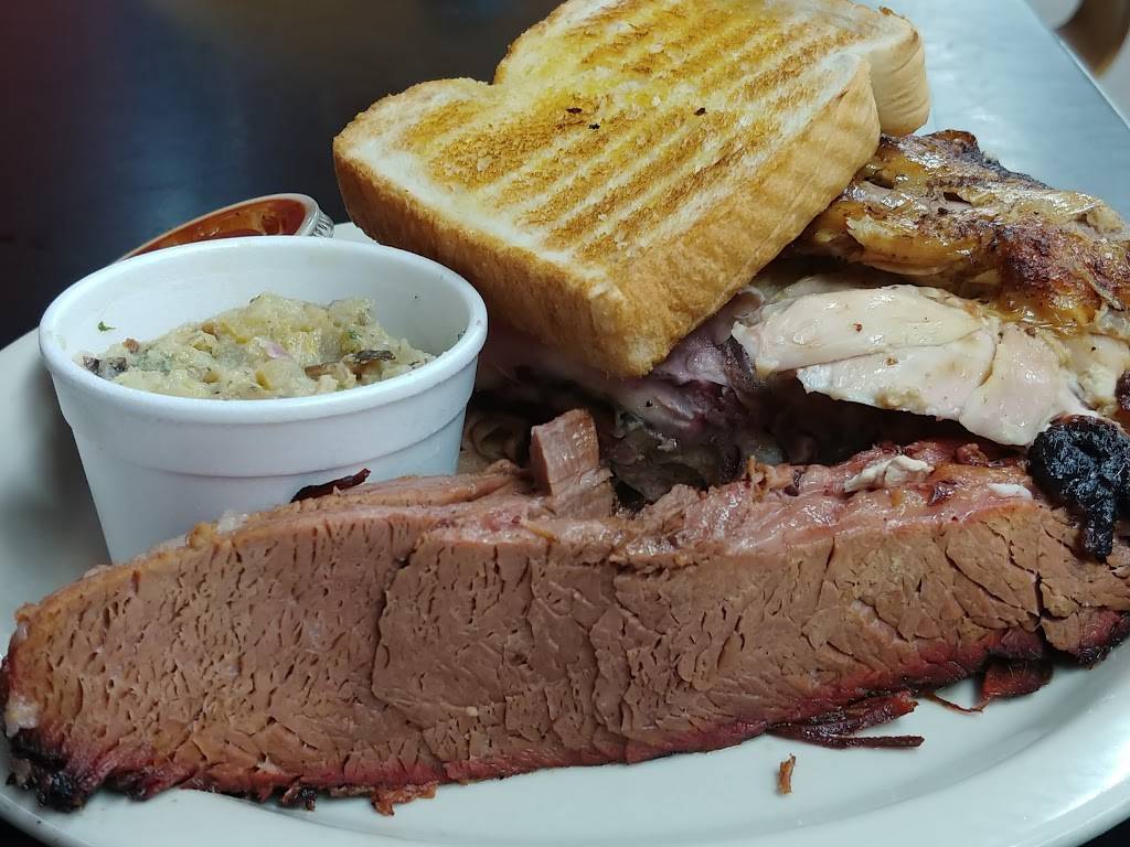 Cou-yons Cajun Bar-B-Q | restaurant | 470 N Alexander Ave, Port Allen, LA 70767, USA | 2253833227 OR +1 225-383-3227