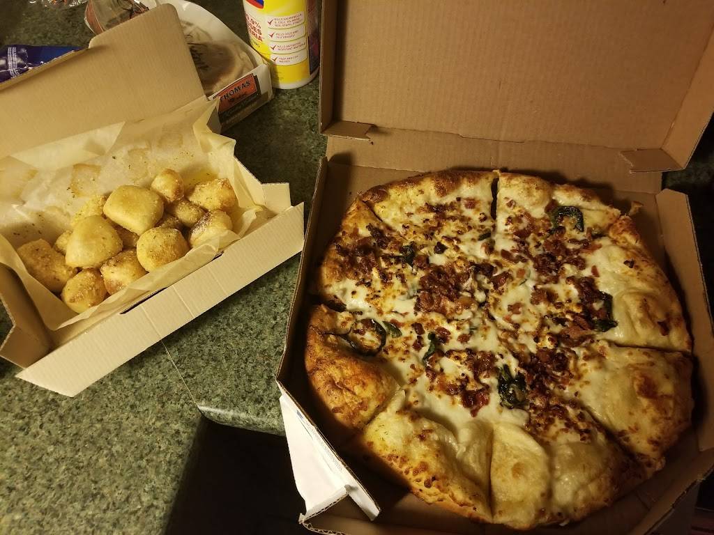 Dominos Pizza | meal delivery | 35173 E Michigan Ave, Wayne, MI 48184, USA | 7347223030 OR +1 734-722-3030