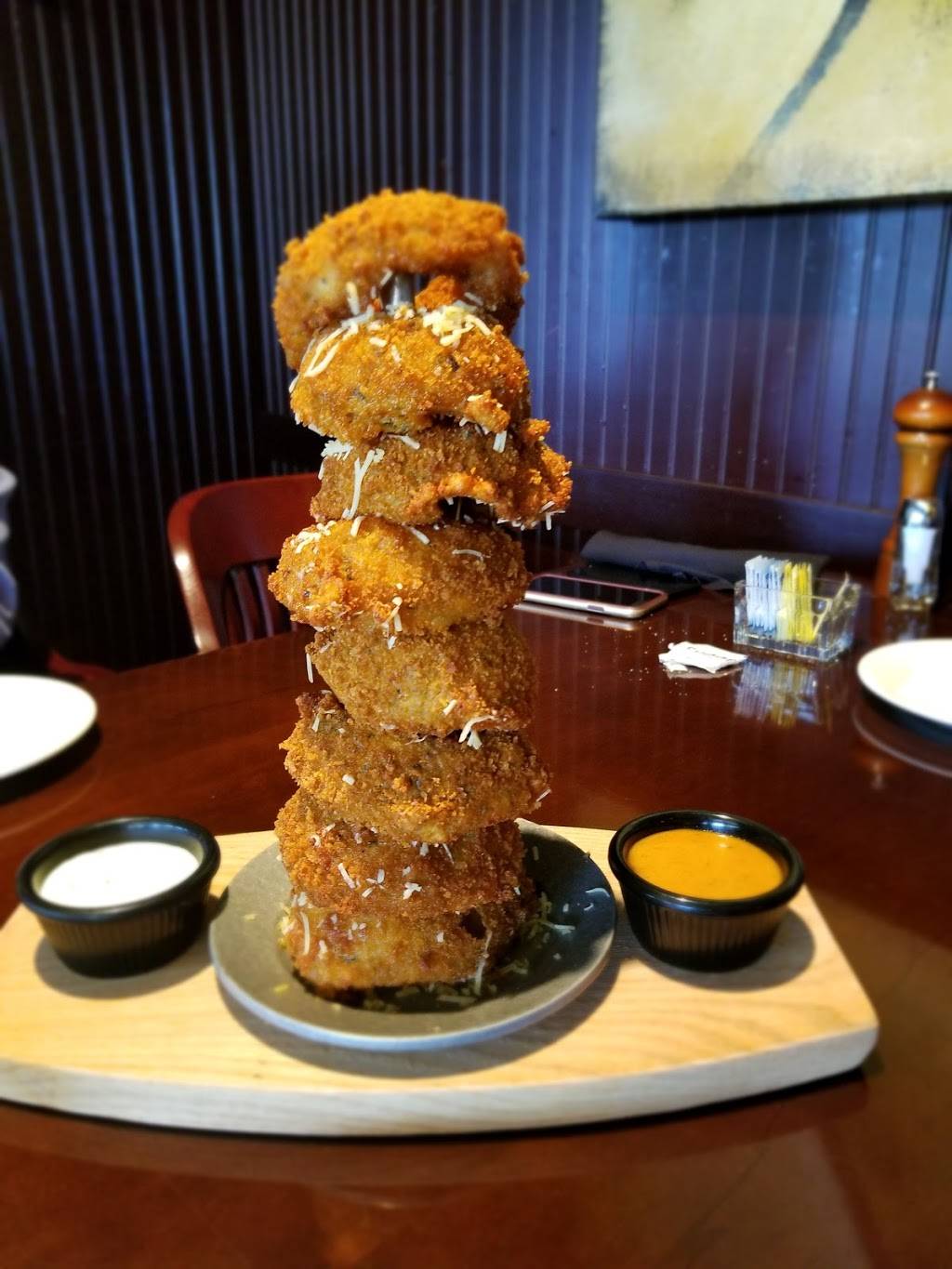 Stanfords Restaurant & Bar | restaurant | 2770 NE 106th Ave, Hillsboro, OR 97124, USA | 5036458000 OR +1 503-645-8000