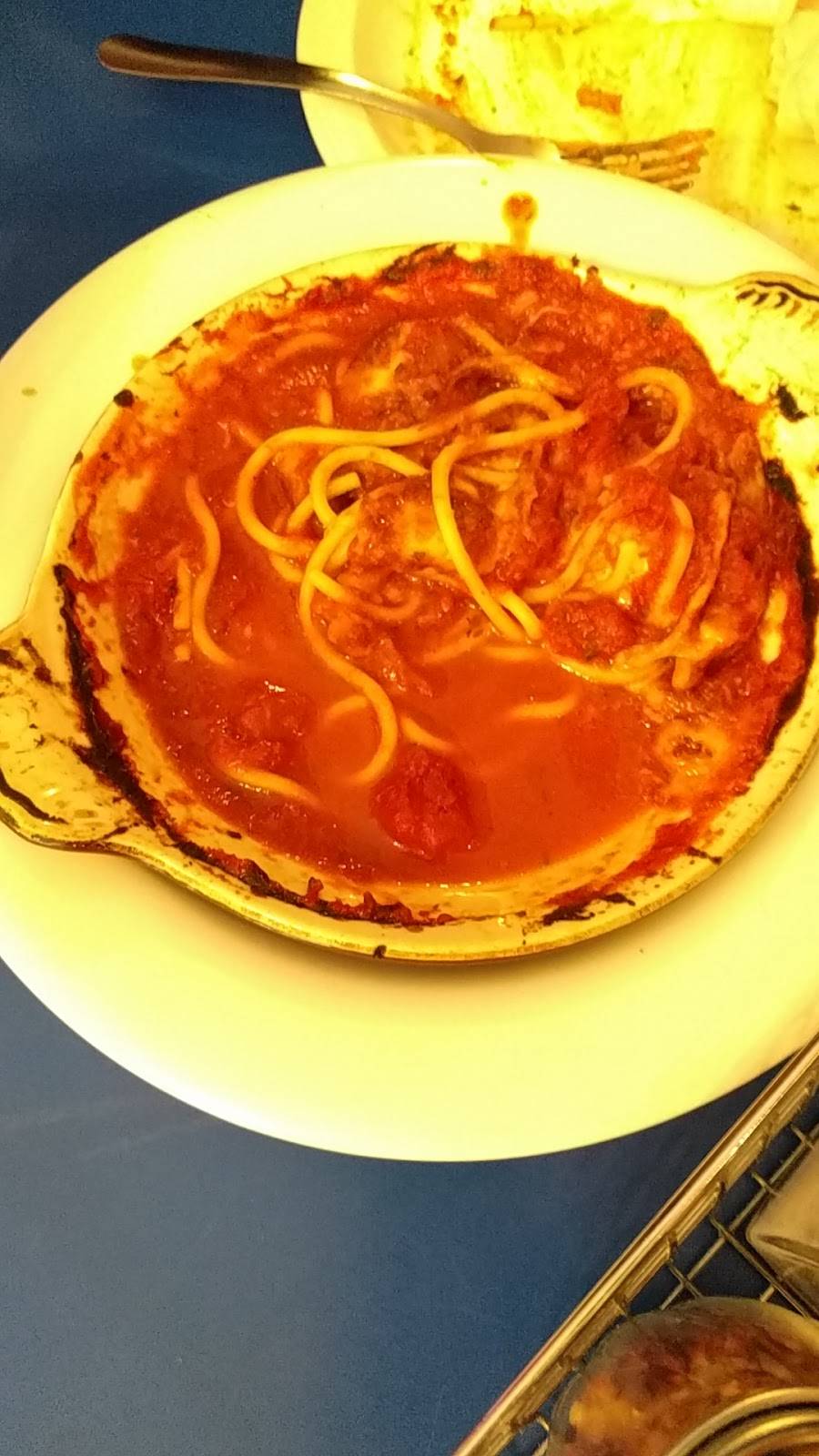 Breadeaux Pizza | meal delivery | 110 S Main St, Mt Pleasant, IA 52641, USA | 3193852306 OR +1 319-385-2306