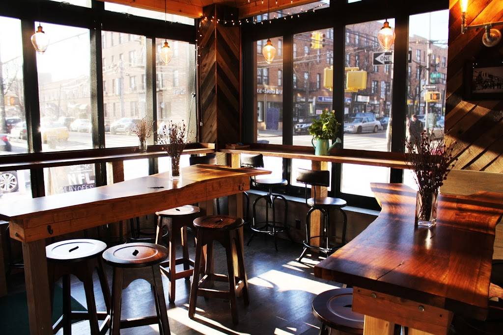 Jack Jones Astoria | restaurant | 38-01 Ditmars Blvd, Astoria, NY 11105, USA | 9294243180 OR +1 929-424-3180