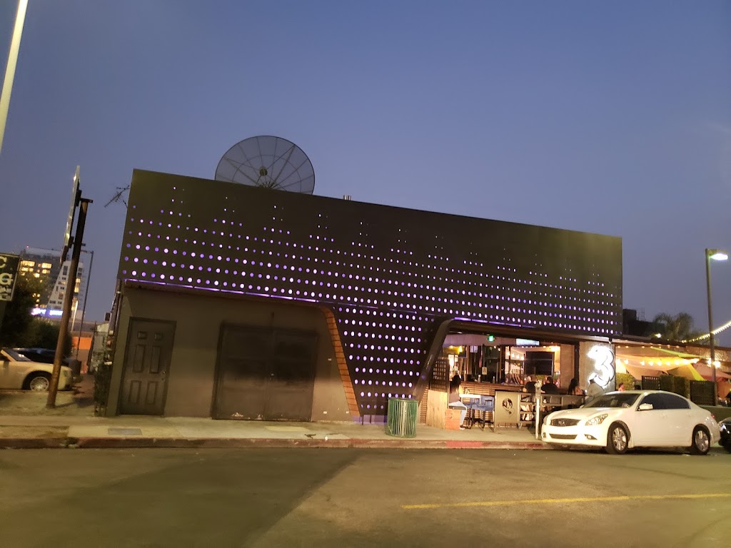 3rd Base LA | restaurant | 1562 N Cahuenga Blvd, Los Angeles, CA 90028, USA | 3236457470 OR +1 323-645-7470