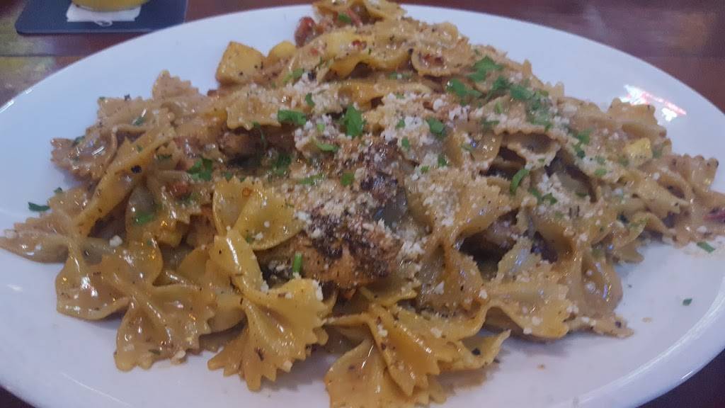 Barracudas Locust Point Tavern | restaurant | 1230 E Fort Ave, Baltimore, MD 21230, USA | 4106852832 OR +1 410-685-2832