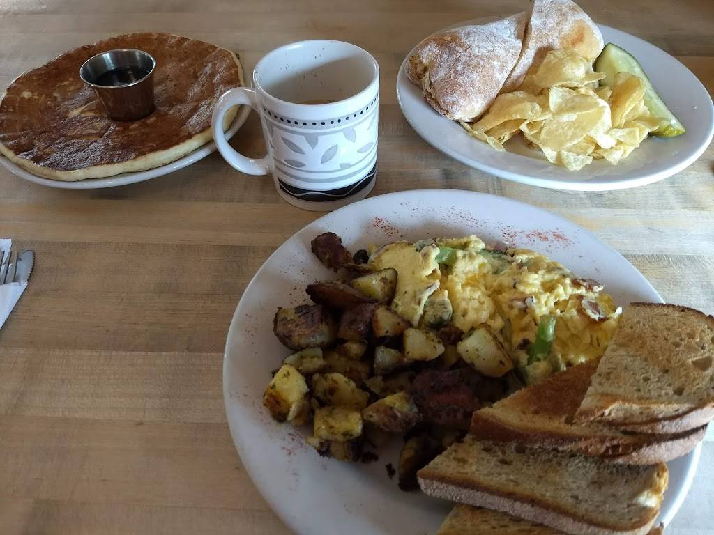 The New Deal Café | cafe | 5250 NE Halsey St, Portland, OR 97213, USA | 5035461833 OR +1 503-546-1833