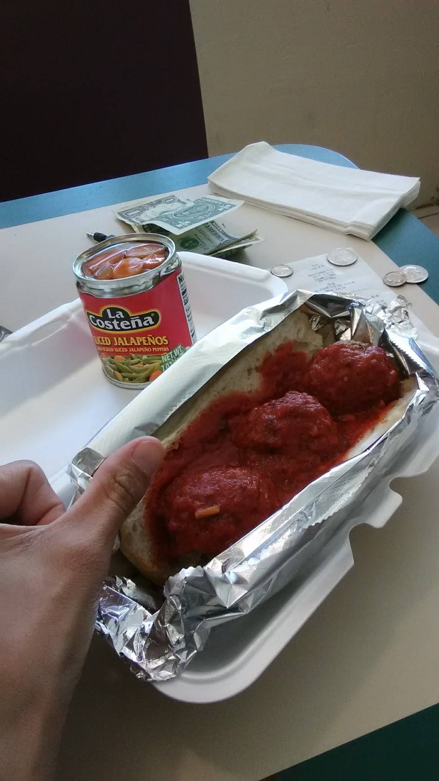 Waldo Cooneys Pizza | restaurant | 2410 W 111th St, Chicago, IL 60655, USA | 7732339781 OR +1 773-233-9781