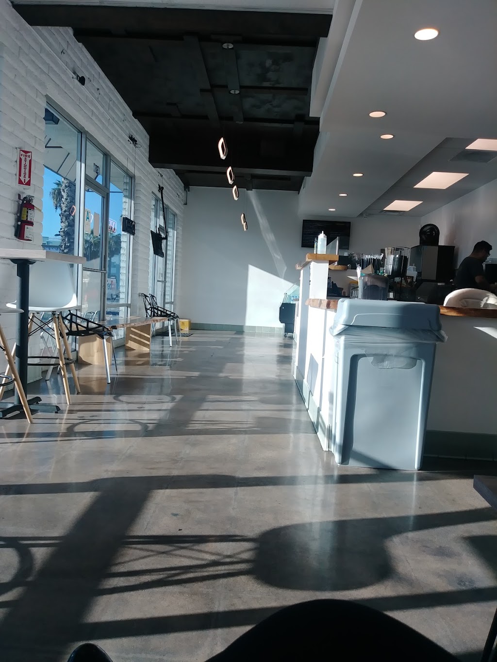 Refresh By Ekkamai | cafe | 13217 W Washington Blvd, Los Angeles, CA 90066, USA | 3108272222 OR +1 310-827-2222