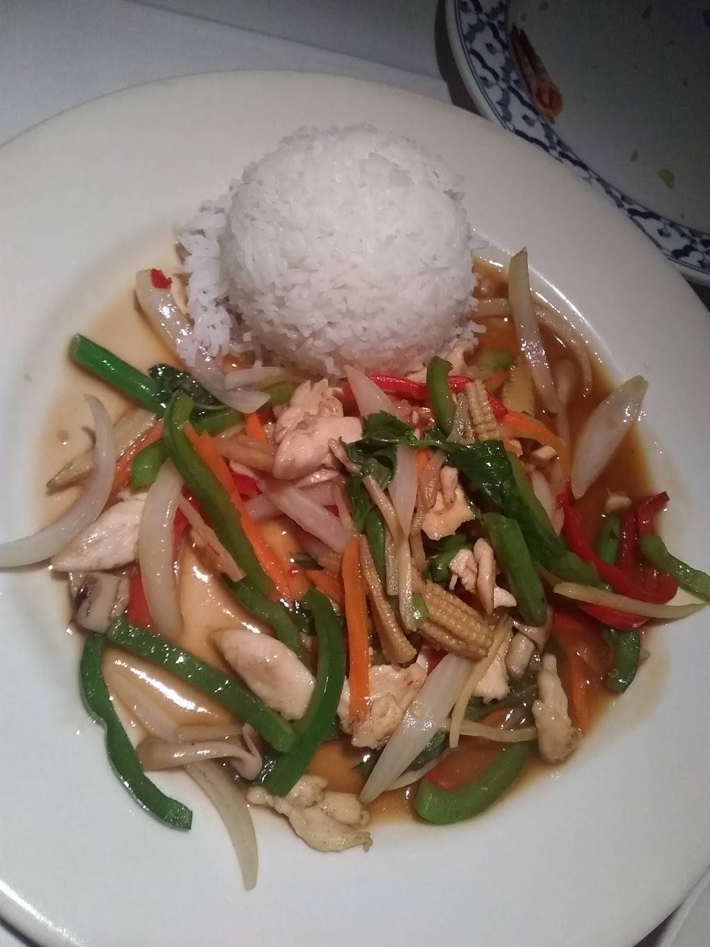 Mekvilai Thai Cuisine | restaurant | 2422 N Center St, Hickory, NC 28601, USA | 8283229876 OR +1 828-322-9876