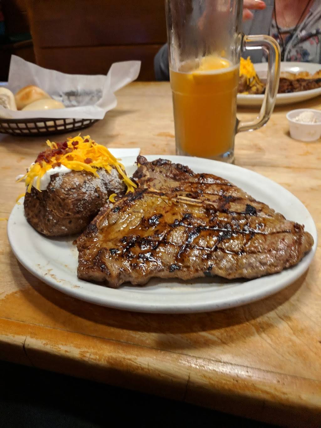 Texas Roadhouse | restaurant | 3029 Richmond Rd, Lexington, KY 40509, USA | 8592682507 OR +1 859-268-2507