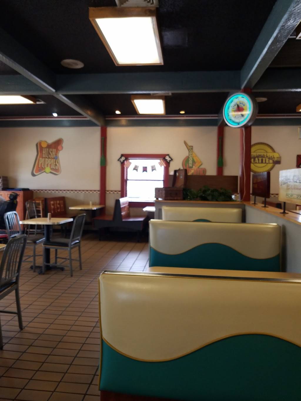 Long John Silvers | restaurant | 2880 S Bay St, Eustis, FL 32726, USA | 3523571125 OR +1 352-357-1125