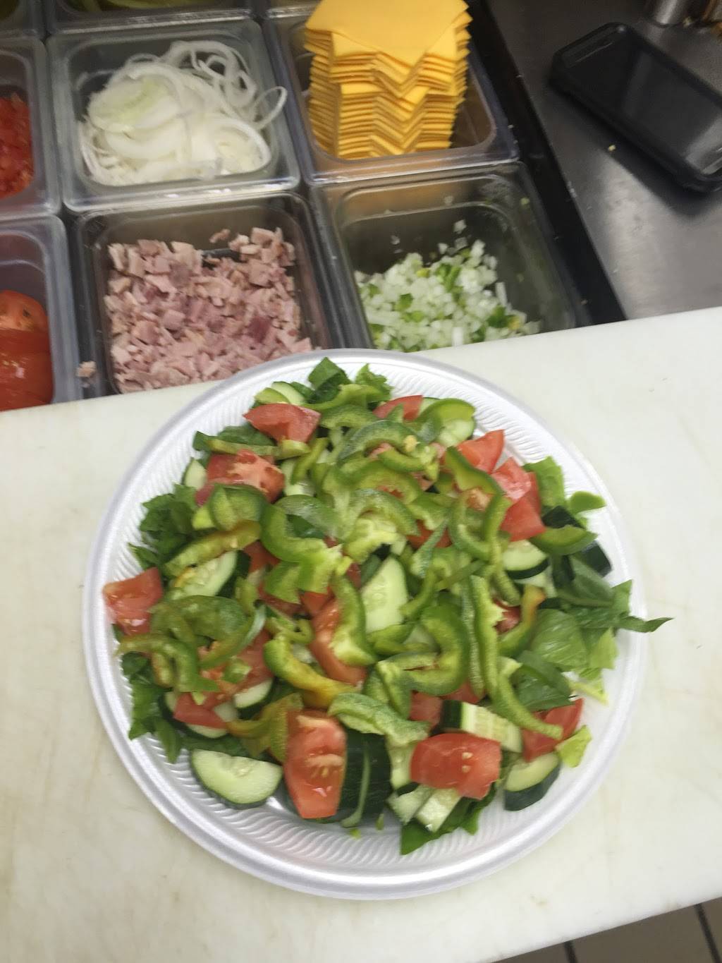 Roberts Coney Island | restaurant | 12701 Seven Mile E, Detroit, MI 48205, USA | 3135213064 OR +1 313-521-3064