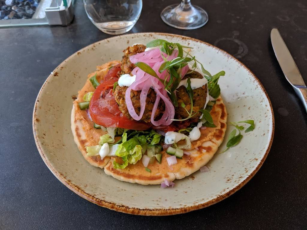 Cast & Plow | restaurant | 4375 Admiralty Way, Marina Del Rey, CA 90292, USA | 3105744333 OR +1 310-574-4333