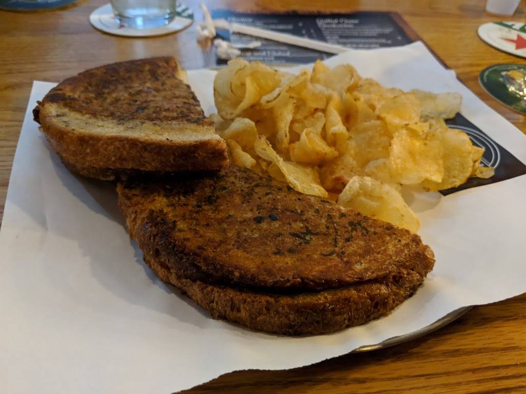 The Pint and Brew | restaurant | 200 N Tampa St, Tampa, FL 33602, USA | 8138678804 OR +1 813-867-8804