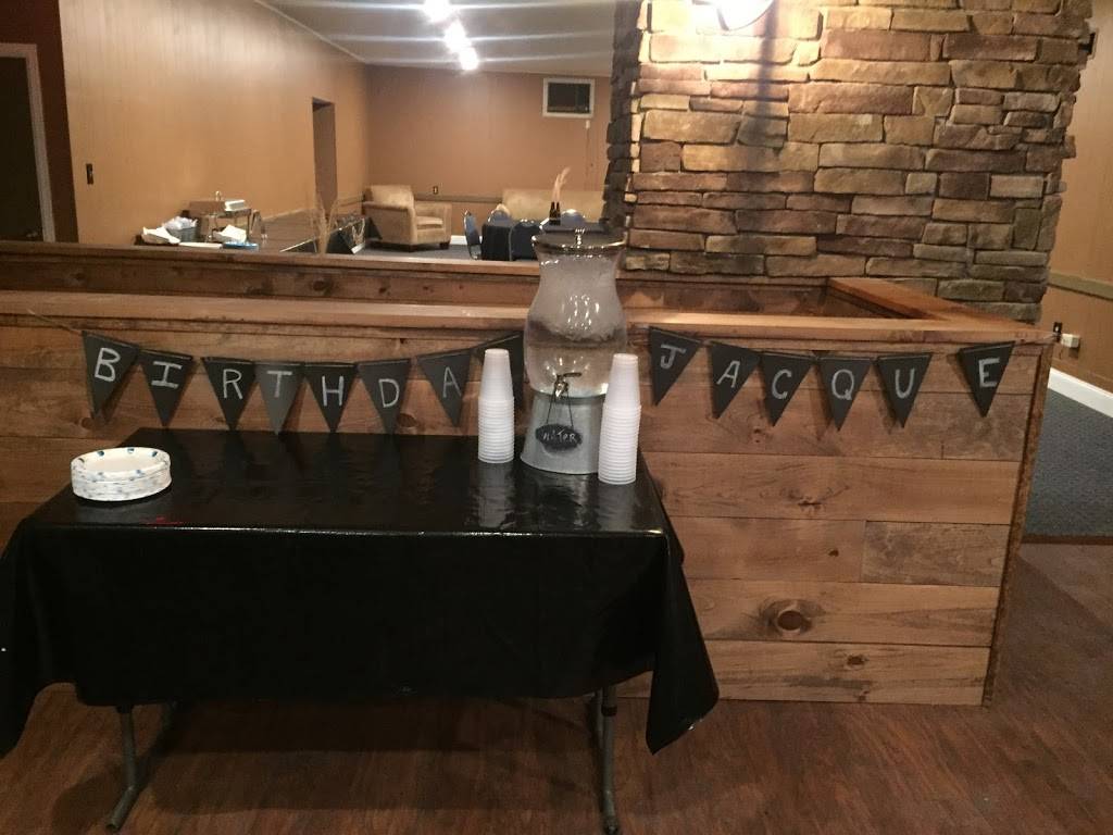 Rustic Barn Pub | restaurant | 150 Speigletown Rd, Troy, NY 12182, USA | 5182355858 OR +1 518-235-5858