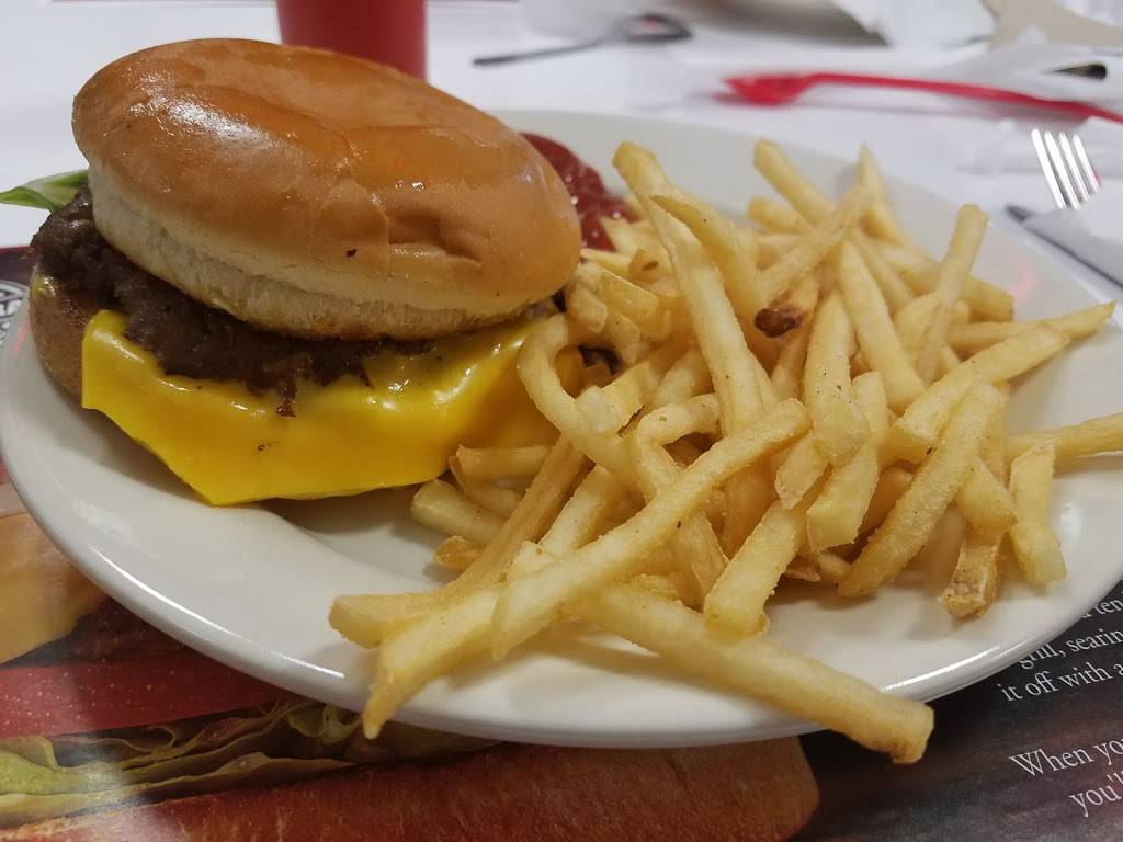 Steak n Shake | restaurant | 861 W Eads Pkwy, Lawrenceburg, IN 47025, USA | 8125394154 OR +1 812-539-4154