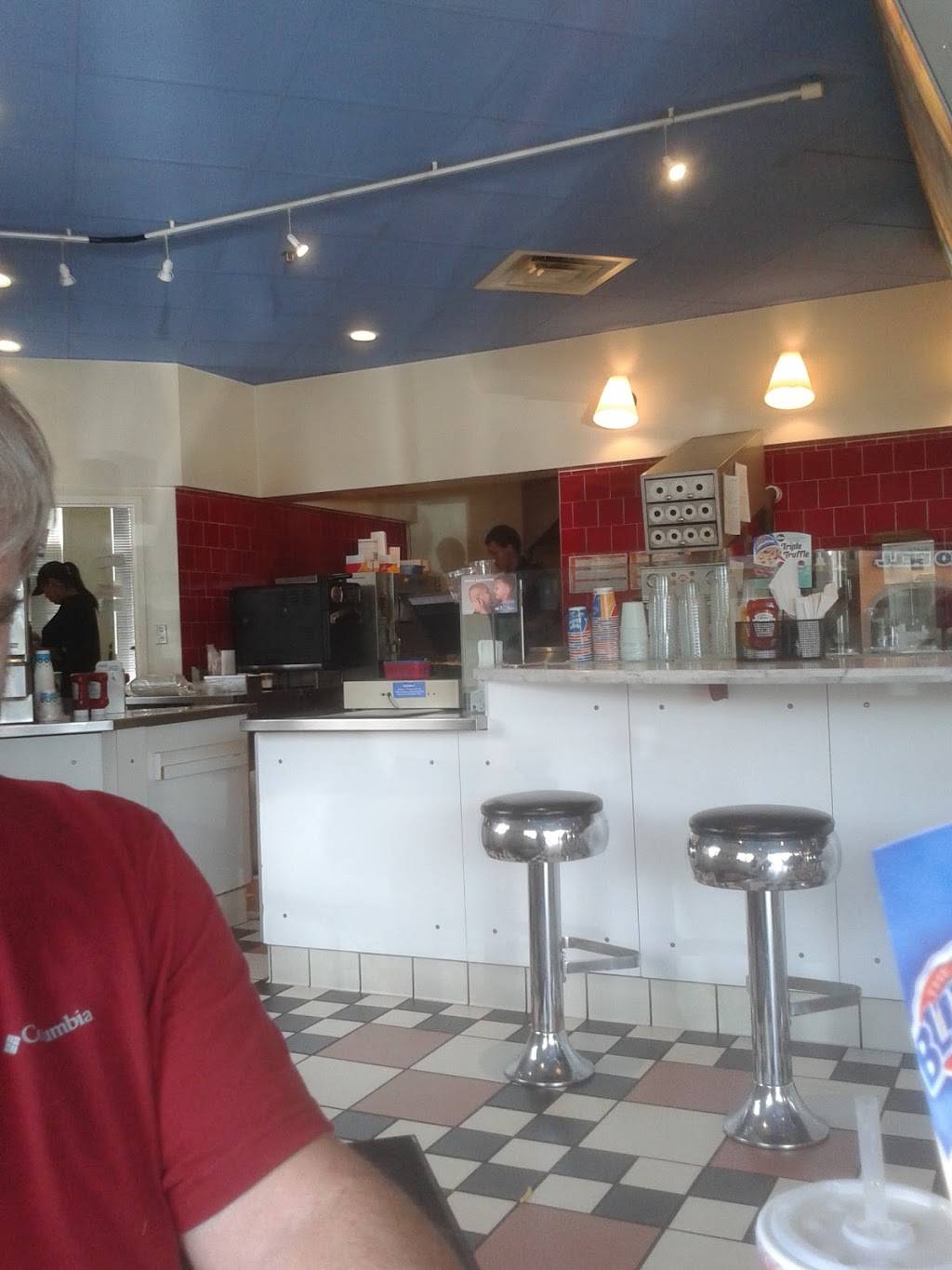 Dairy Queen | restaurant | 3265 28th St, Boulder, CO 80301, USA | 3034439262 OR +1 303-443-9262