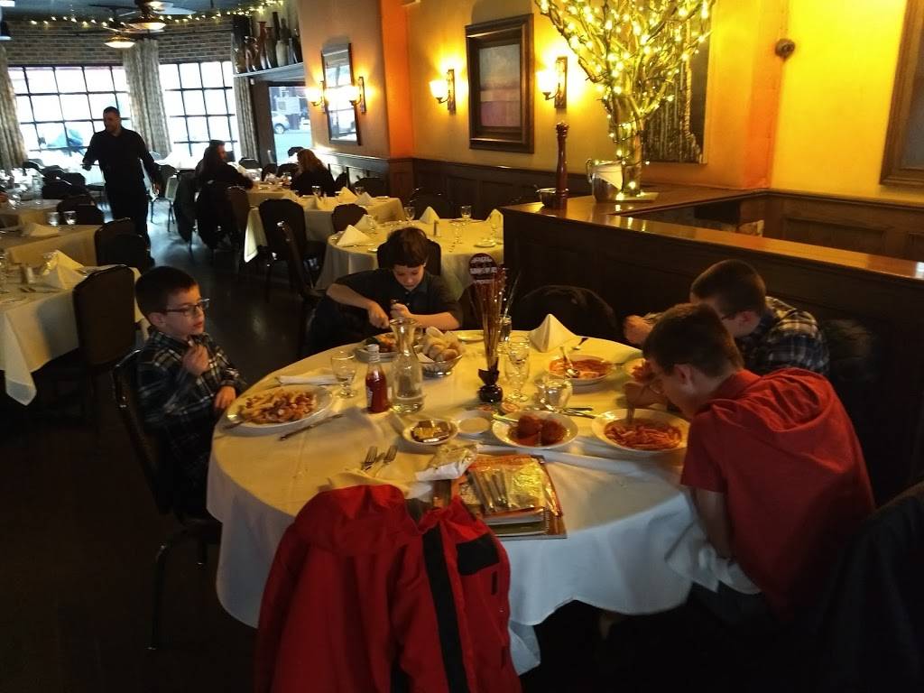 Barosa | restaurant | 6229 Woodhaven Blvd, Rego Park, NY 11374, USA | 7184241455 OR +1 718-424-1455