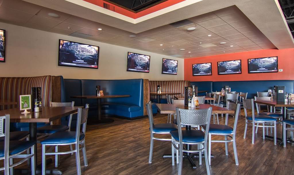 Duckys Sports Lounge | restaurant | 1719 W Kennedy Blvd, Tampa, FL 33606, USA | 8132546160 OR +1 813-254-6160